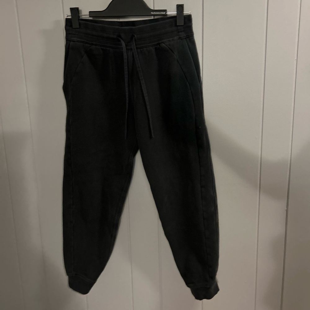 lululemon joggers